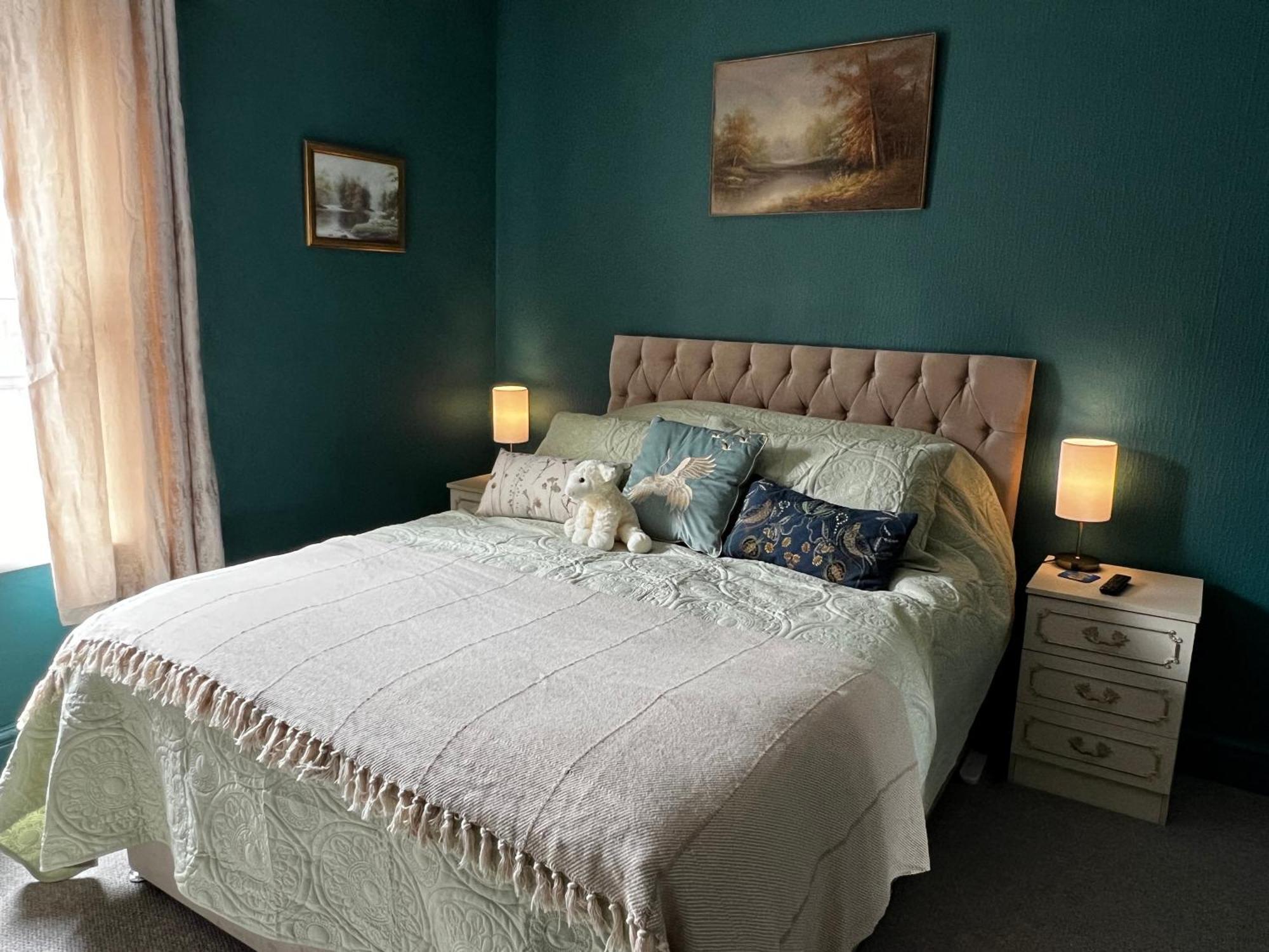 Robin'S Hollow: 2Bd Home Near Wrexham Afc מראה חיצוני תמונה