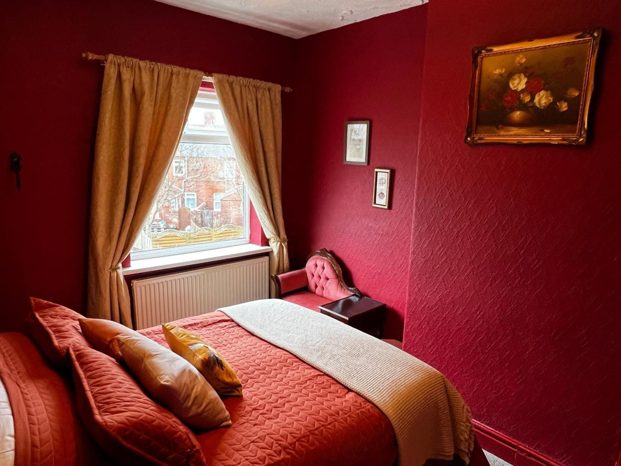 Robin'S Hollow: 2Bd Home Near Wrexham Afc מראה חיצוני תמונה