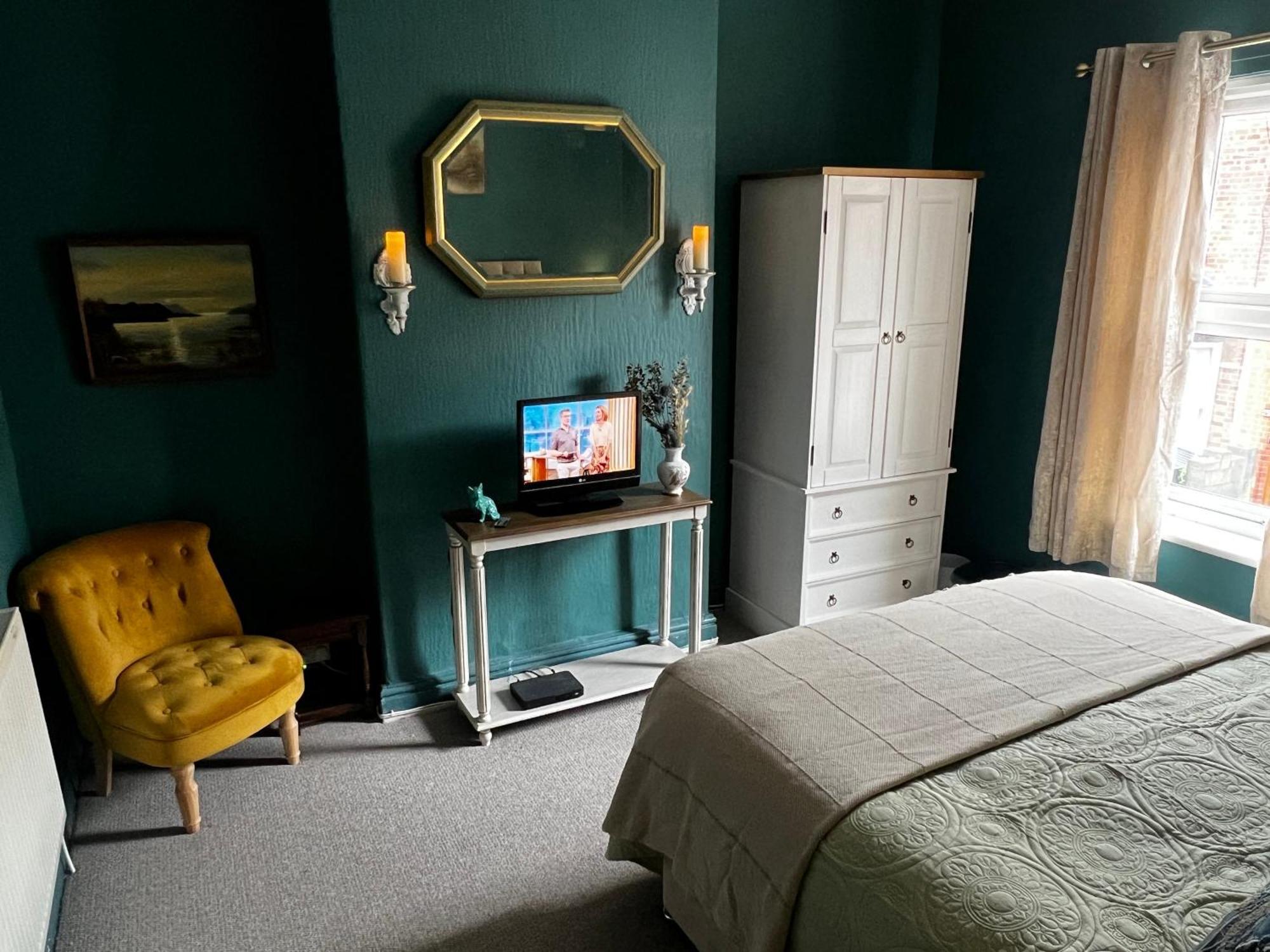 Robin'S Hollow: 2Bd Home Near Wrexham Afc מראה חיצוני תמונה
