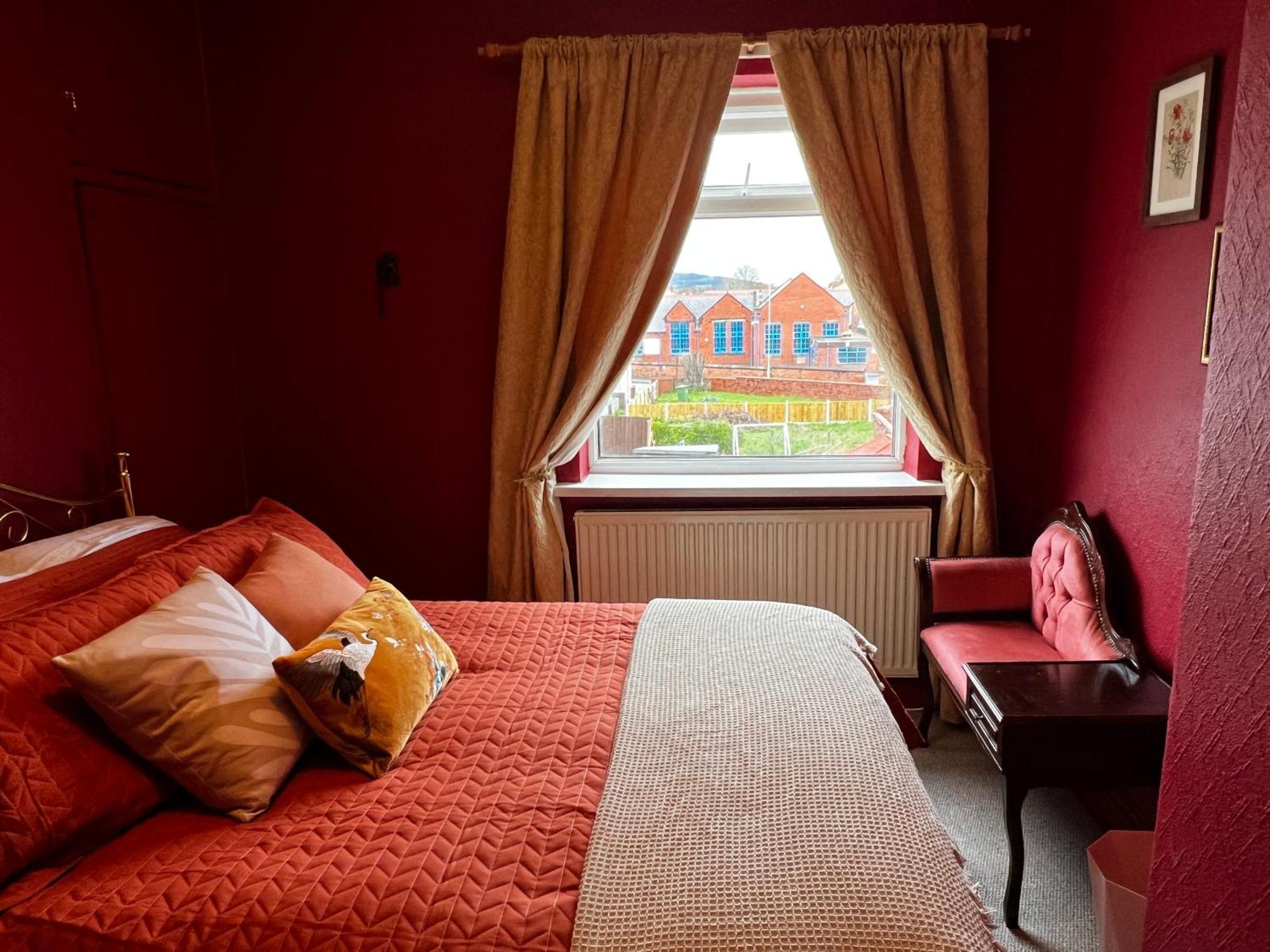 Robin'S Hollow: 2Bd Home Near Wrexham Afc מראה חיצוני תמונה